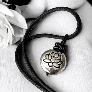 5 For $25💫Silver Lotus Flower Zen Pendant Necklace